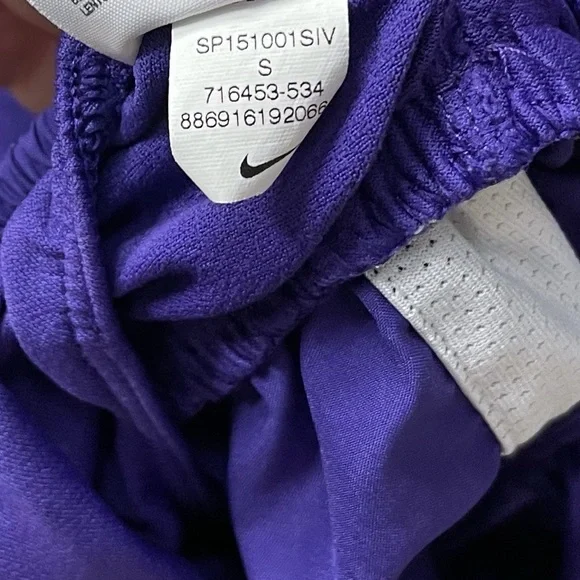 Nike 3” Running Fitness Shorts 716453-534 Purple Small Work Out Tempo - Picture 12 of 13